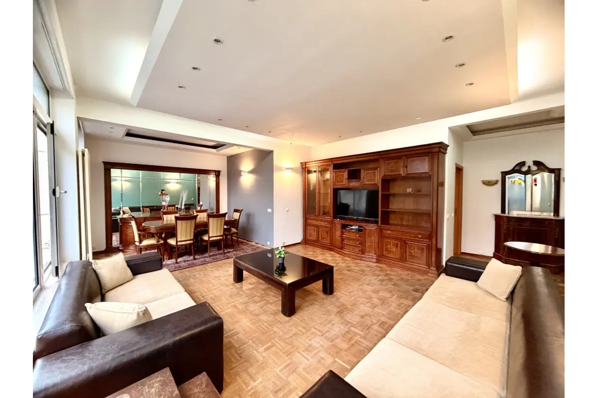 Appartement te  in Ukkel 1180 2200.00€ 3 slaapkamers 115.00m² - Zoekertje 660627