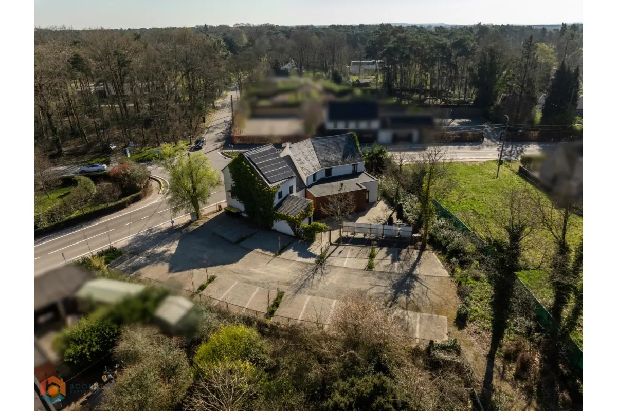 Handelszaak te  koop in Keerbergen 3140 495000.00€ 2 slaapkamers 416.00m² - Zoekertje 660185