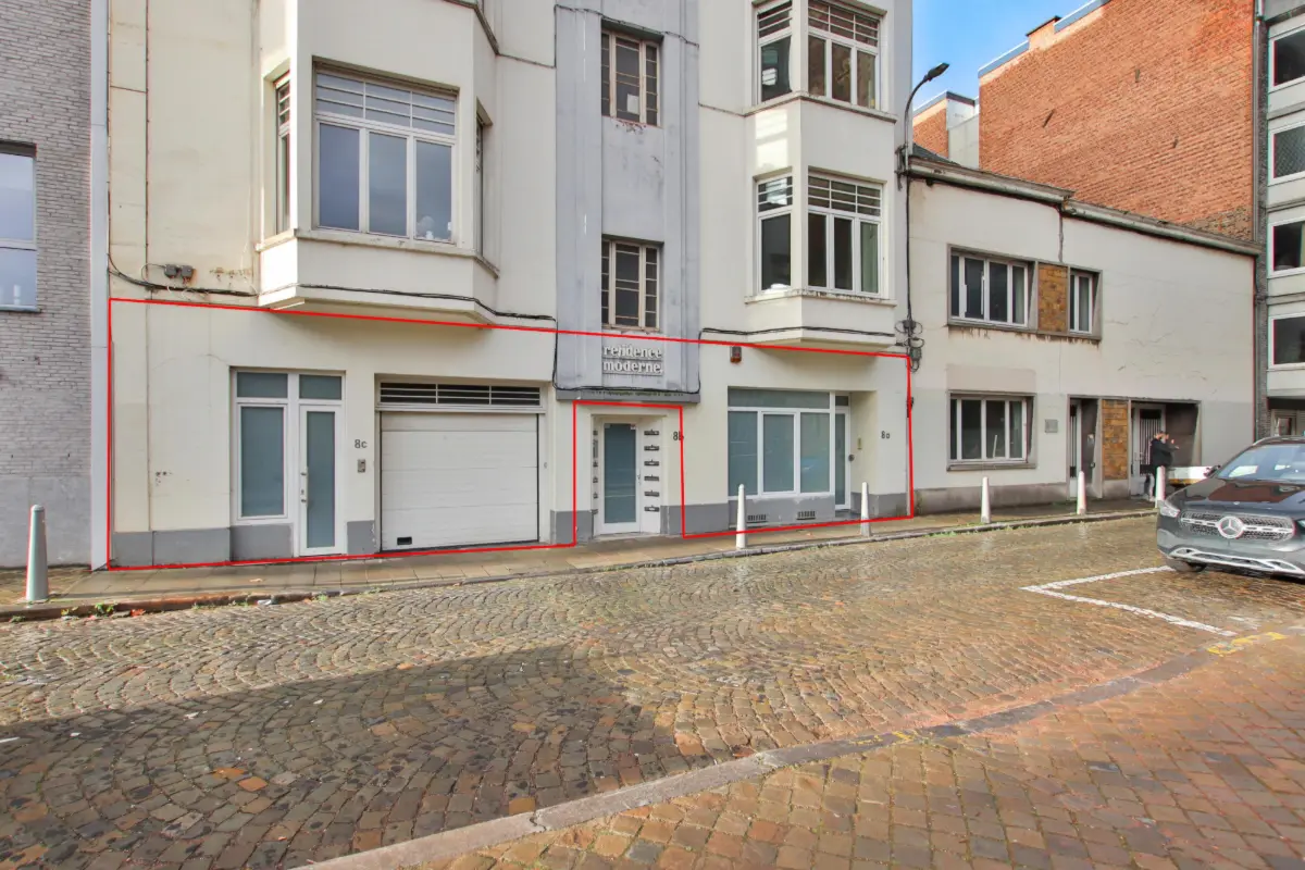 Handelszaak te  koop in Luik 4000 290000.00€  slaapkamers m² - Zoekertje 660415