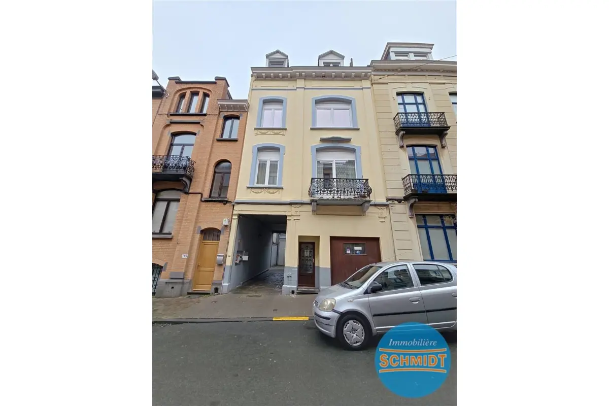 Huis te  koop in Etterbeek 1040 950000.00€ 3 slaapkamers 315.00m² - Zoekertje 660360
