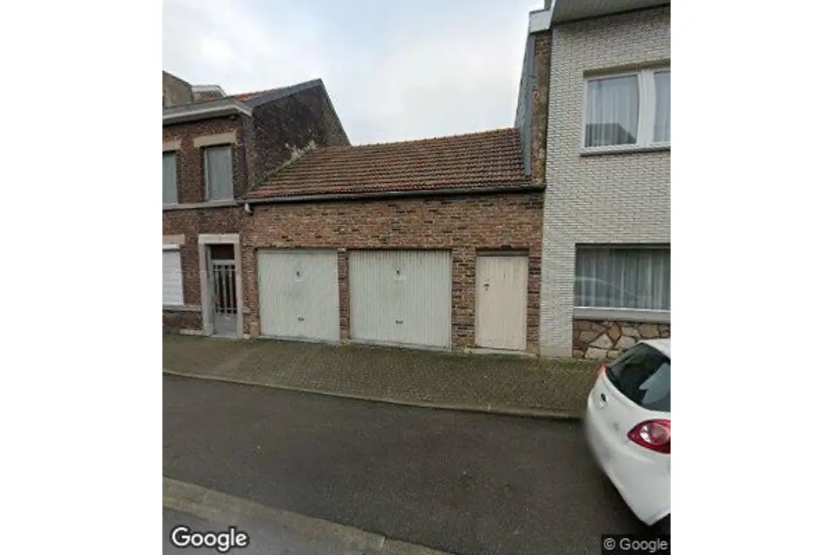 Parking & garage te  koop in Luik 4000 80000.00€  slaapkamers m² - Zoekertje 660411