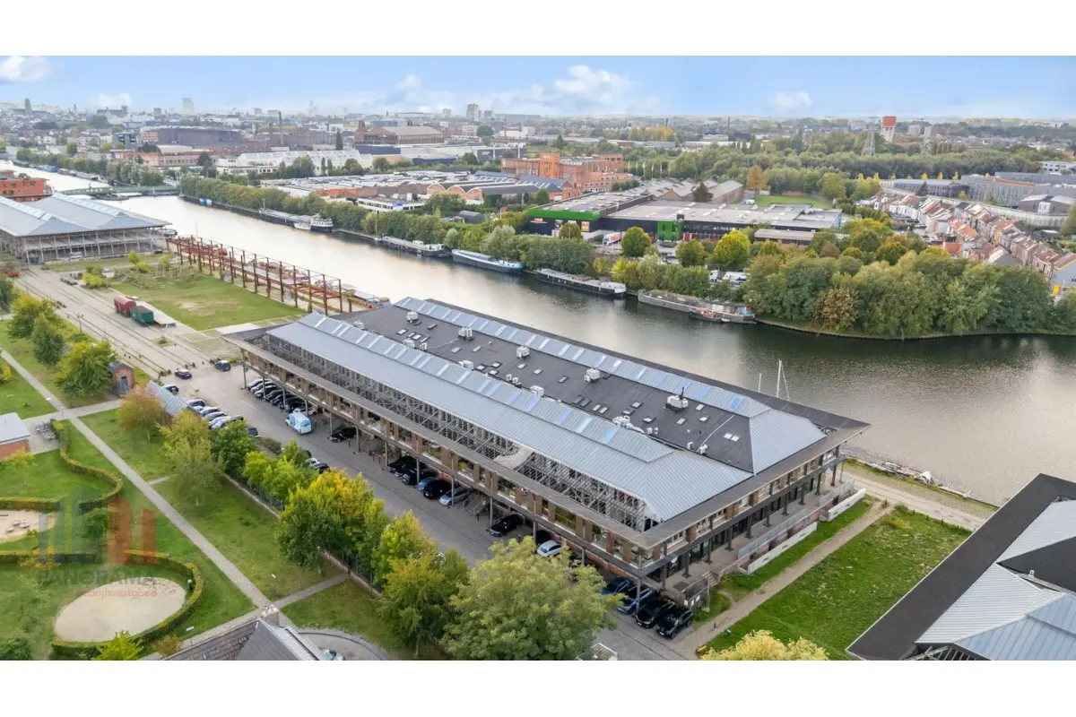 Commerce à vendre à Gand 9000 495000.00€  chambres 156.00m² - annonce 660901