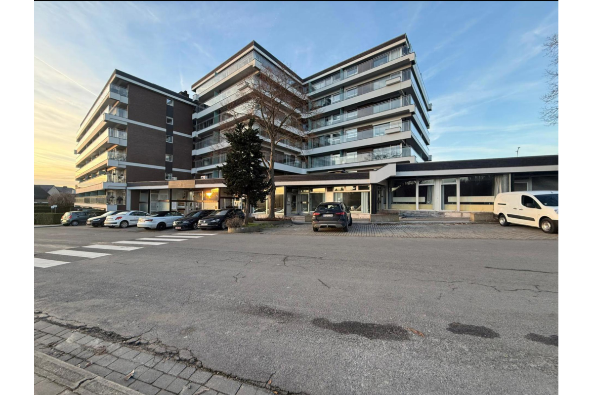 Parking & garage te  koop in Luik 4000 399000.00€  slaapkamers m² - Zoekertje 661883