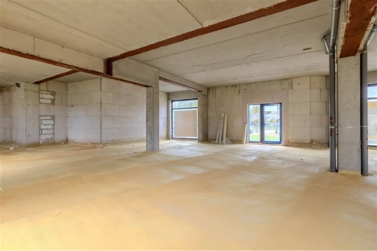 Commerce à vendre à Geel 2440 192218.00€  chambres 147.86m² - annonce 660953