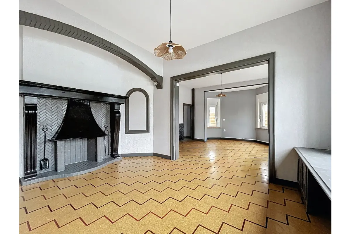 Huis te  huur in Brunehaut 7620 950.00€ 4 slaapkamers 226.00m² - Zoekertje 661189