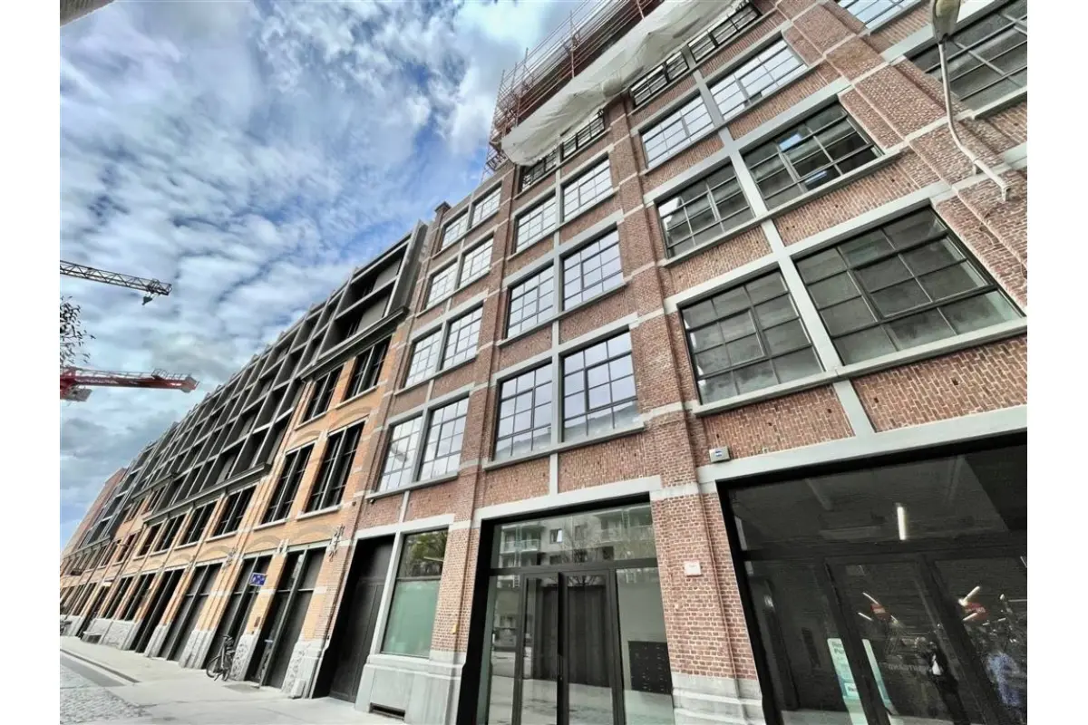 Studio te  huur in Berchem 2600 975.00€  slaapkamers 59.61m² - Zoekertje 661663