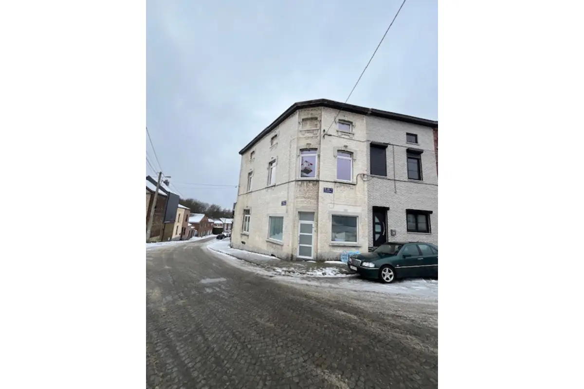 Duplex te  huur in Jumet 6040 750.00€ 3 slaapkamers 100.00m² - Zoekertje 661468