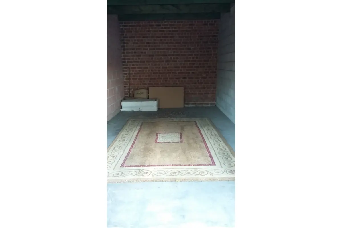 Parking & garage te  huur in Evere 1140 150.00€  slaapkamers m² - Zoekertje 661100