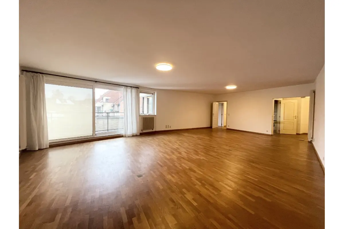 Appartement te  huur in Sint-Pieters-Woluwe 1150 2250.00€ 3 slaapkamers 170.00m² - Zoekertje 661276
