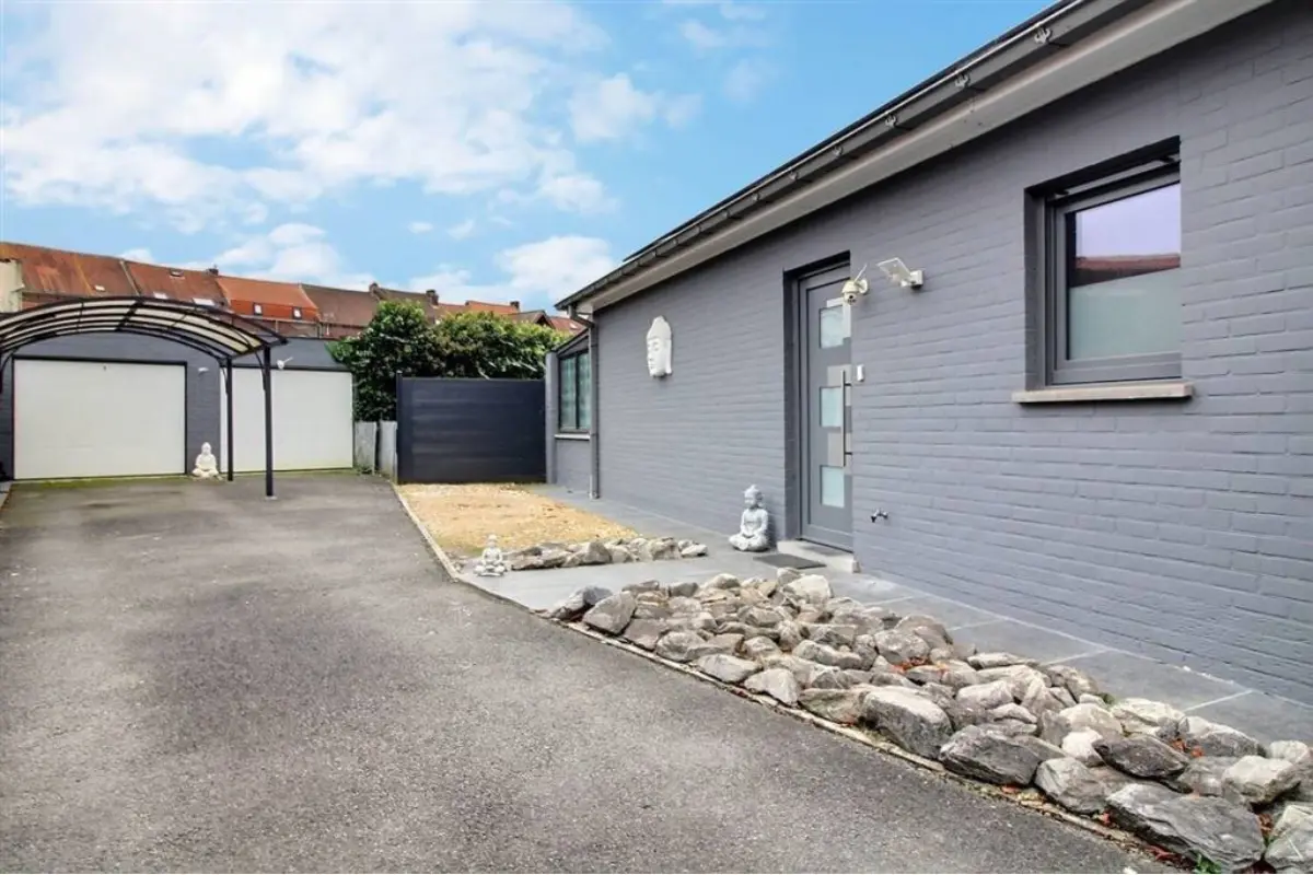 Villa à vendre à Mouscron 7700 275000.00€ 3 chambres 83.00m² - annonce 662733