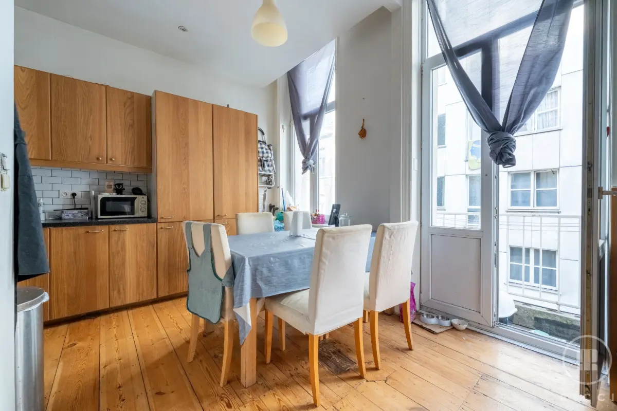 Appartement à vendre à Saint-Josse-ten-Noode 1210 219000.00€ 2 chambres 80.00m² - annonce 662834