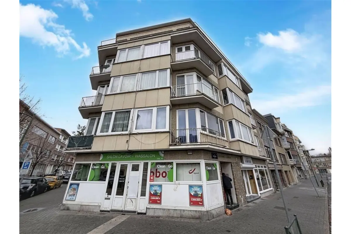 Appartement te  koop in Sint-Jans-Molenbeek 1080 159000.00€ 1 slaapkamers 55.00m² - Zoekertje 662961