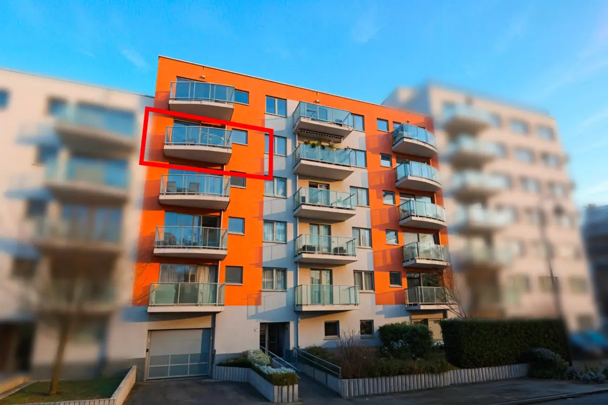 Appartement te  koop in Sint-Jans-Molenbeek 1080 319000.00€ 3 slaapkamers 120.00m² - Zoekertje 662475