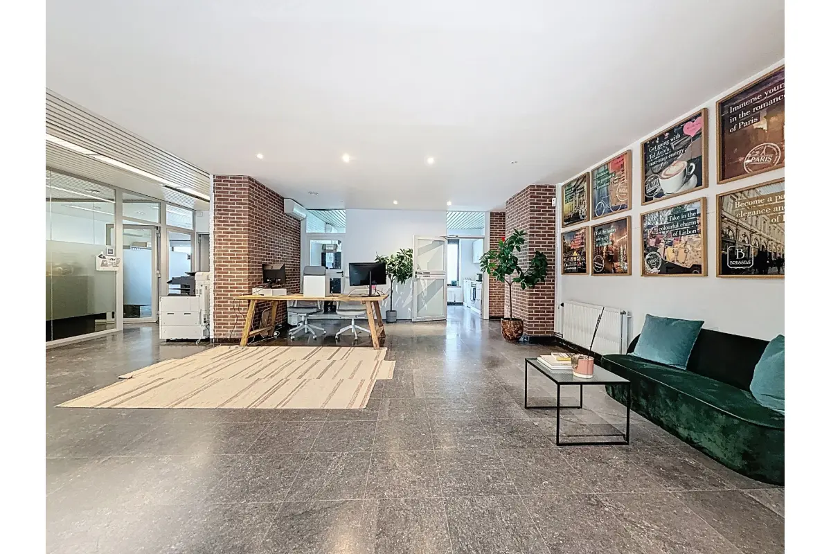 Handelszaak te  huur in Elsene 1050 3990.00€  slaapkamers 200.00m² - Zoekertje 662463