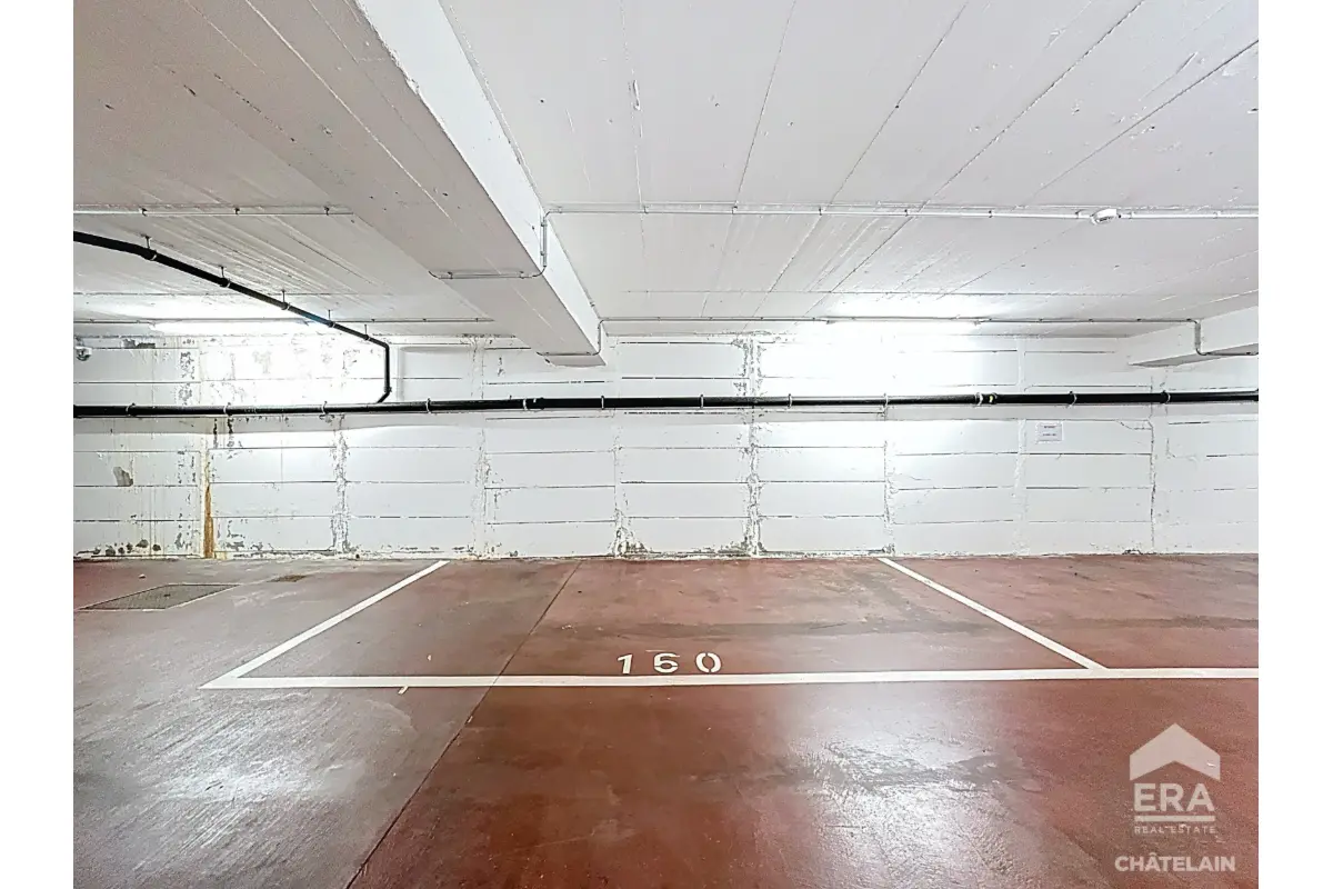 Parking & garage te  koop in Elsene 1050 27500.00€  slaapkamers m² - Zoekertje 662327