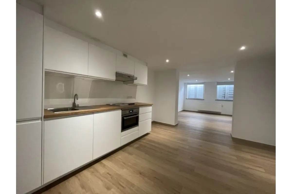 Appartement te  in Brussel 1000 820.00€ 1 slaapkamers 42.00m² - Zoekertje 662436