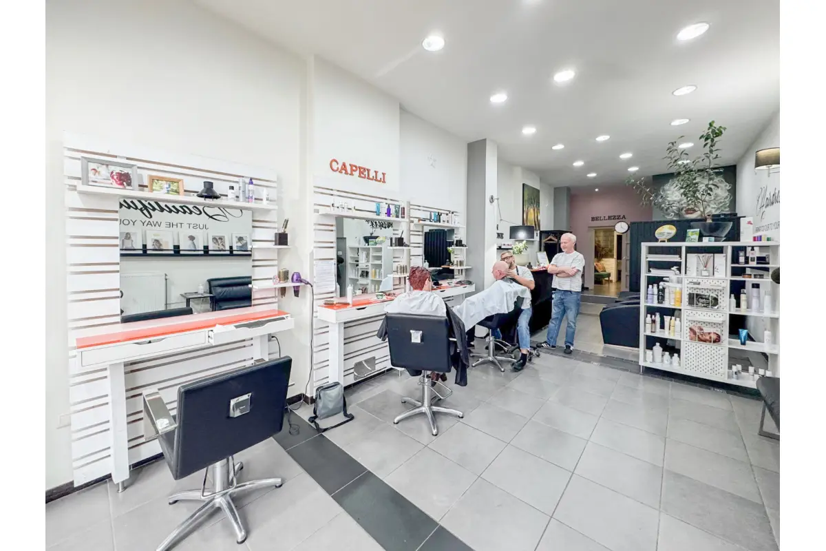 Appartementsgebouw te  koop in Charleroi 6000 319000.00€ 5 slaapkamers 205.00m² - Zoekertje 662725