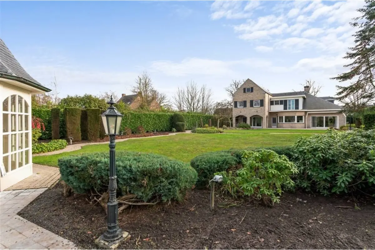 Villa à vendre à Poppel 2382 875000.00€ 7 chambres 501.00m² - annonce 662090