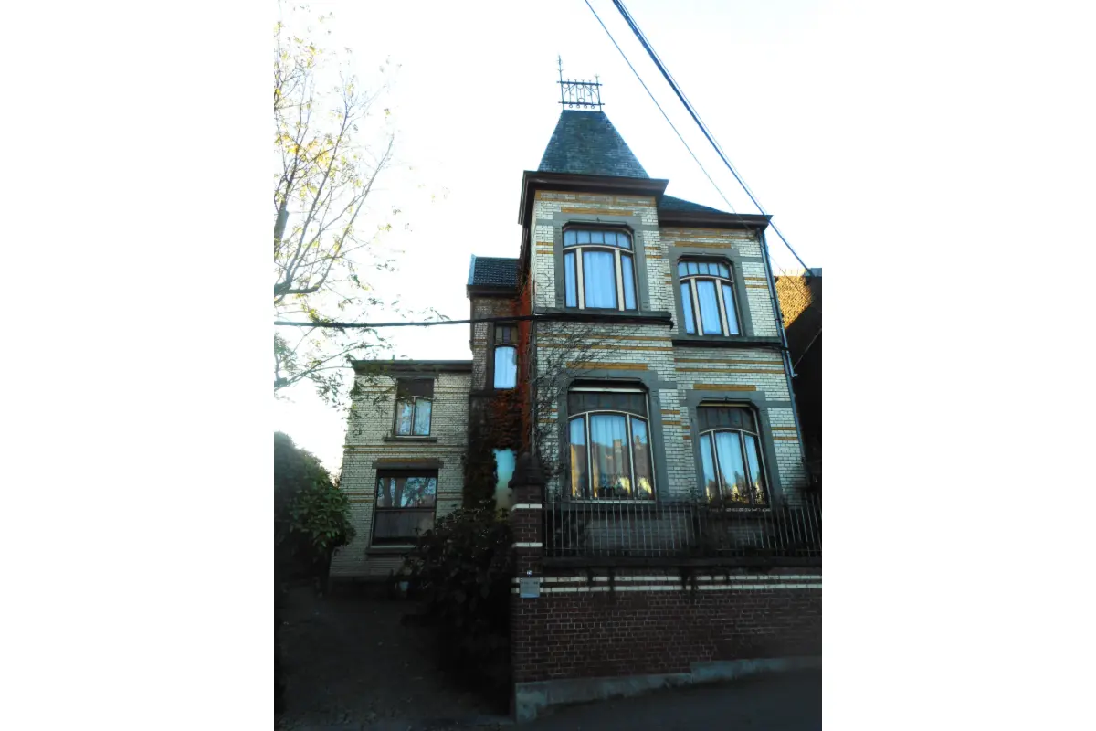 Maison à vendre à Vivegnis 4683 420000.00€ 7 chambres 400.00m² - annonce 663122