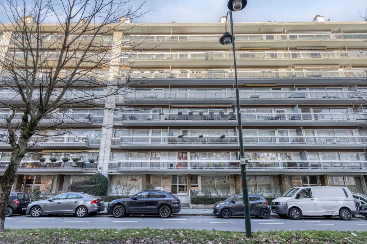 Appartement te  koop in Sint-Jans-Molenbeek 1080 230000.00€ 2 slaapkamers 102.00m² - Zoekertje 663166