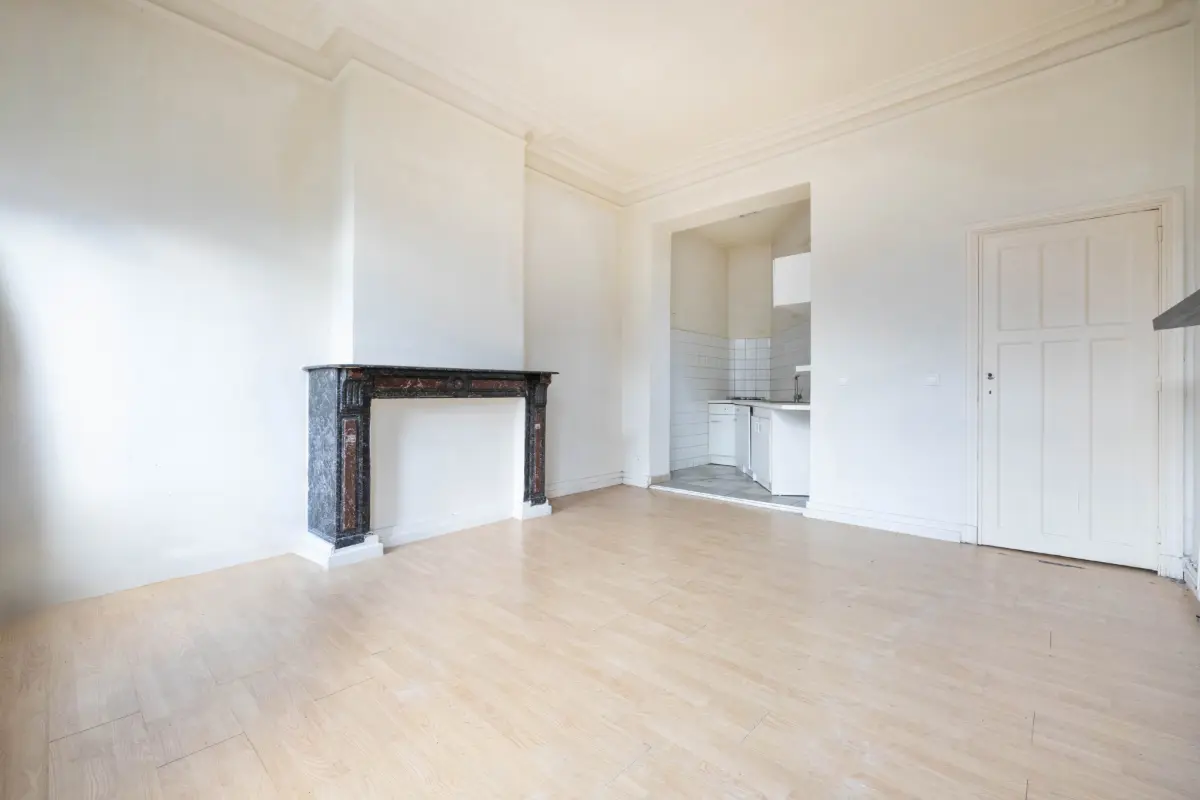 Appartement à vendre à Bruxelles 1000 215000.00€ 1 chambres 65.00m² - annonce 663149