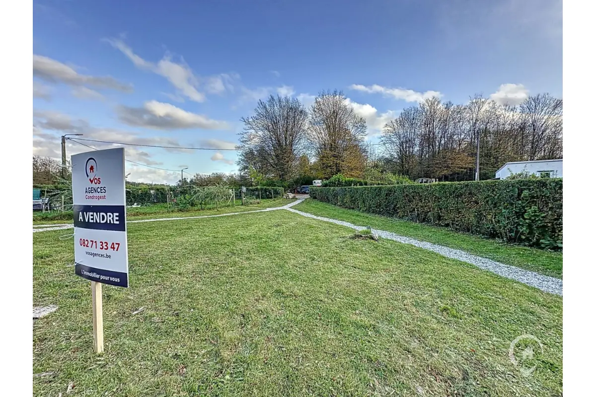 Terrain à vendre à Celles 5561 39000.00€  chambres m² - annonce 663374