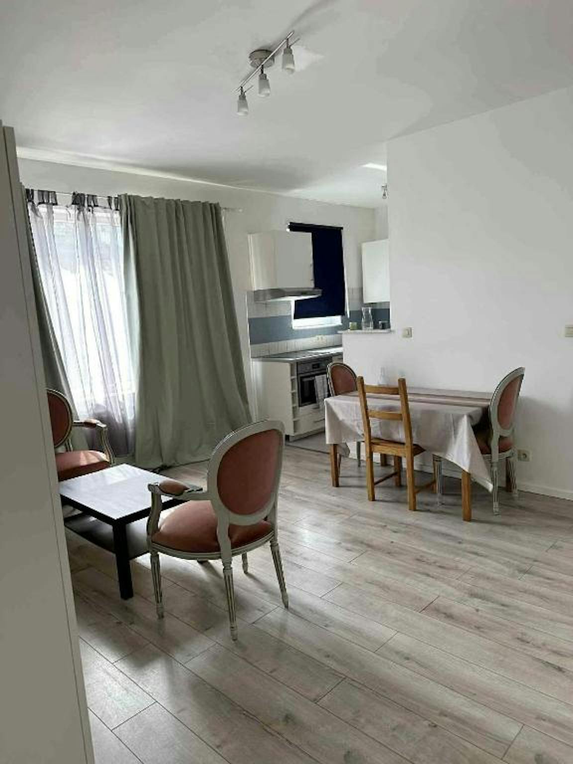 Appartement te  huur in Elsene 1050 1436.00€ 1 slaapkamers 38.00m² - Zoekertje 664478