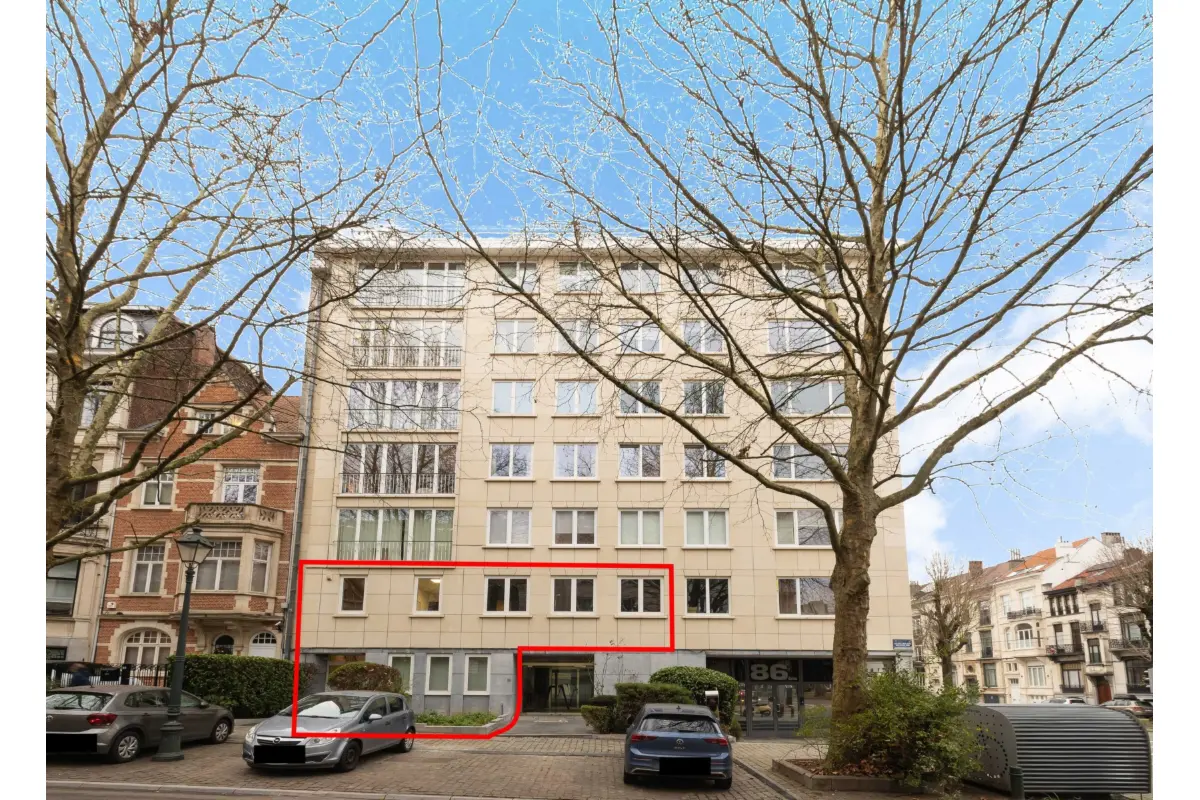Handelszaak te  koop in Vorst 1190 795000.00€  slaapkamers 260.00m² - Zoekertje 663850