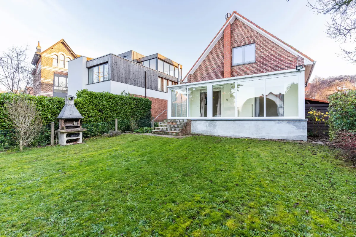 Villa te  in Sint-Pieters-Woluwe 1150 725000.00€ 3 slaapkamers 180.00m² - Zoekertje 664343