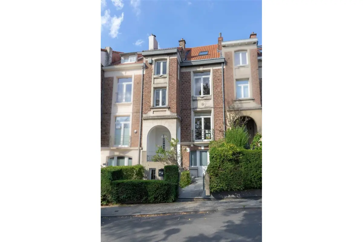 Maison à vendre à Uccle 1180 750000.00€ 4 chambres 210.00m² - annonce 663791