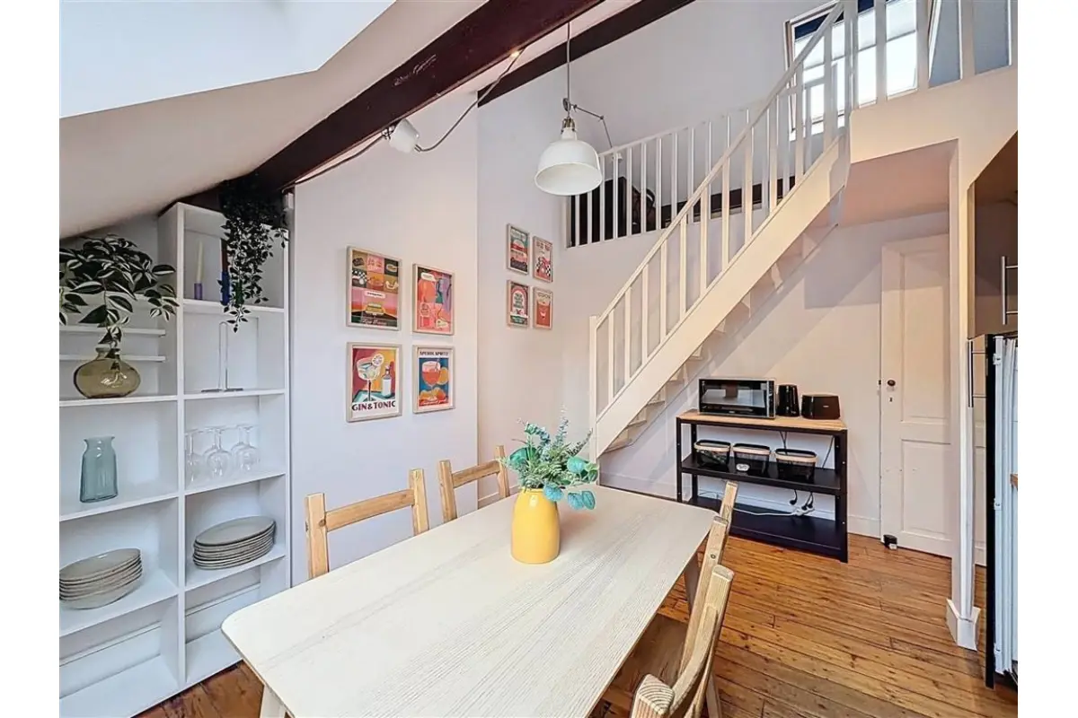 Appartement à louer à Saint-Gilles 1060 1250.00€ 1 chambres 60.00m² - annonce 664806