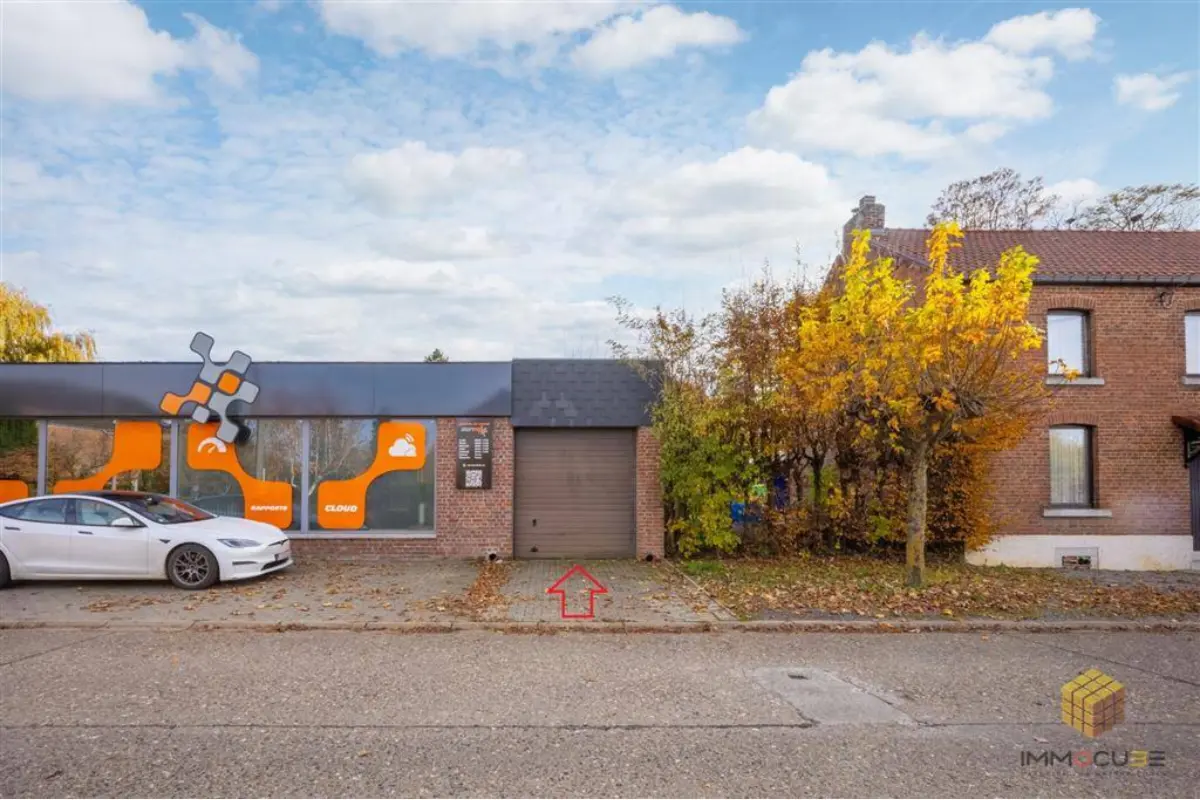 Handelszaak te  huur in Faimes 4317 750.00€  slaapkamers 175.00m² - Zoekertje 664818