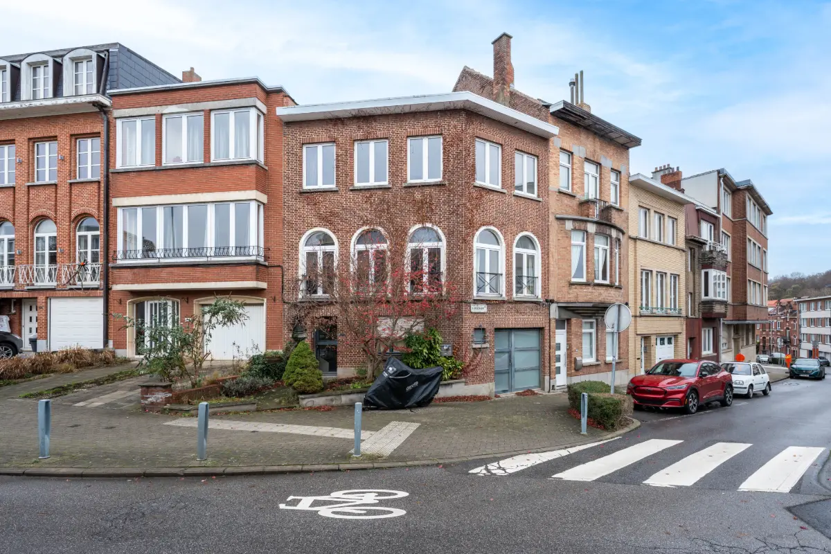 Maison à vendre à Woluwe-Saint-Lambert 1200 530000.00€ 3 chambres 151.00m² - annonce 665064