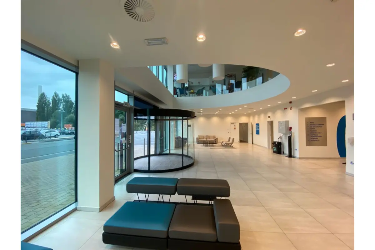 Handelszaak te  huur in Gent 9000 9115.00€  slaapkamers 625.00m² - Zoekertje 664588