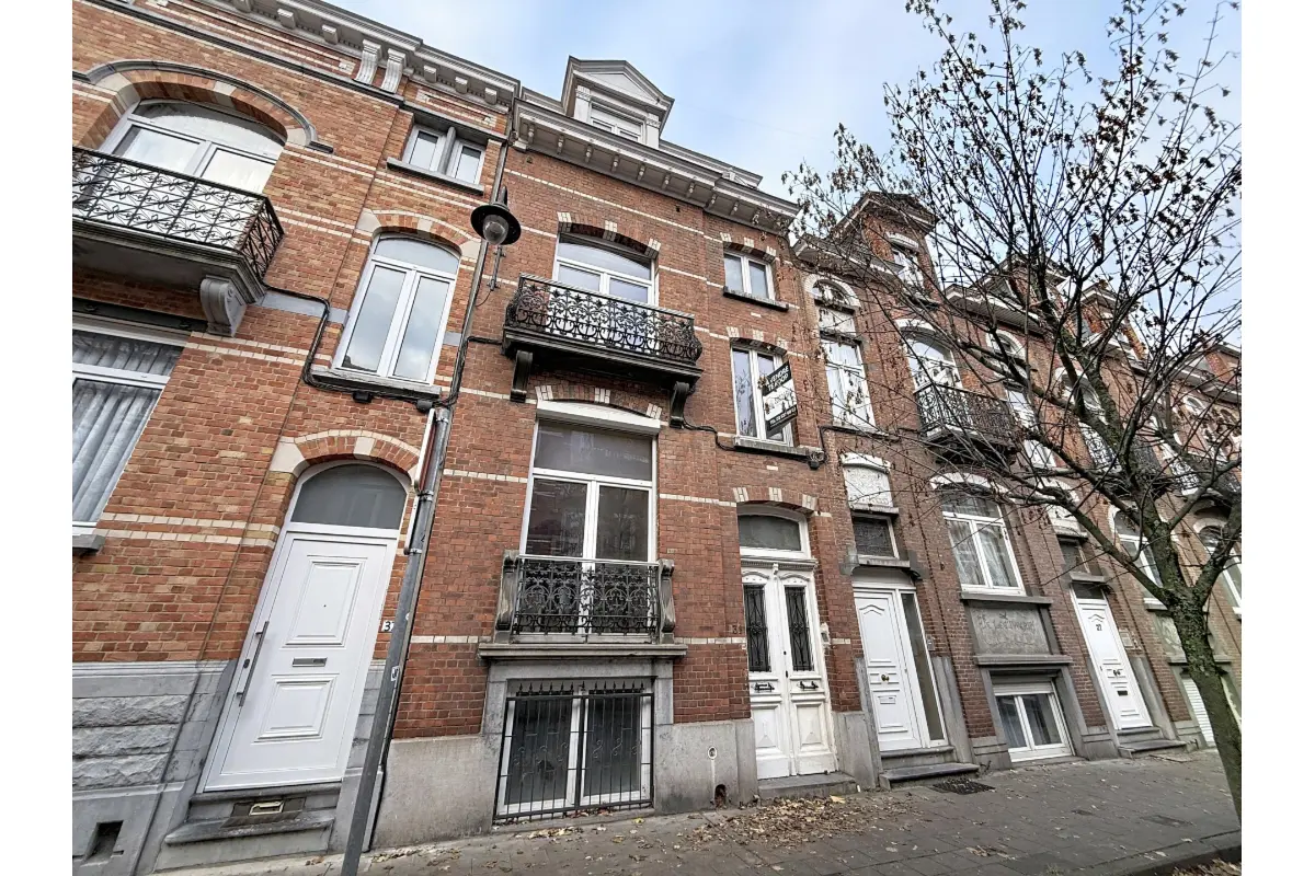 Maison à vendre à Molenbeek-Saint-Jean 1080 369000.00€ 5 chambres 154.00m² - annonce 664721