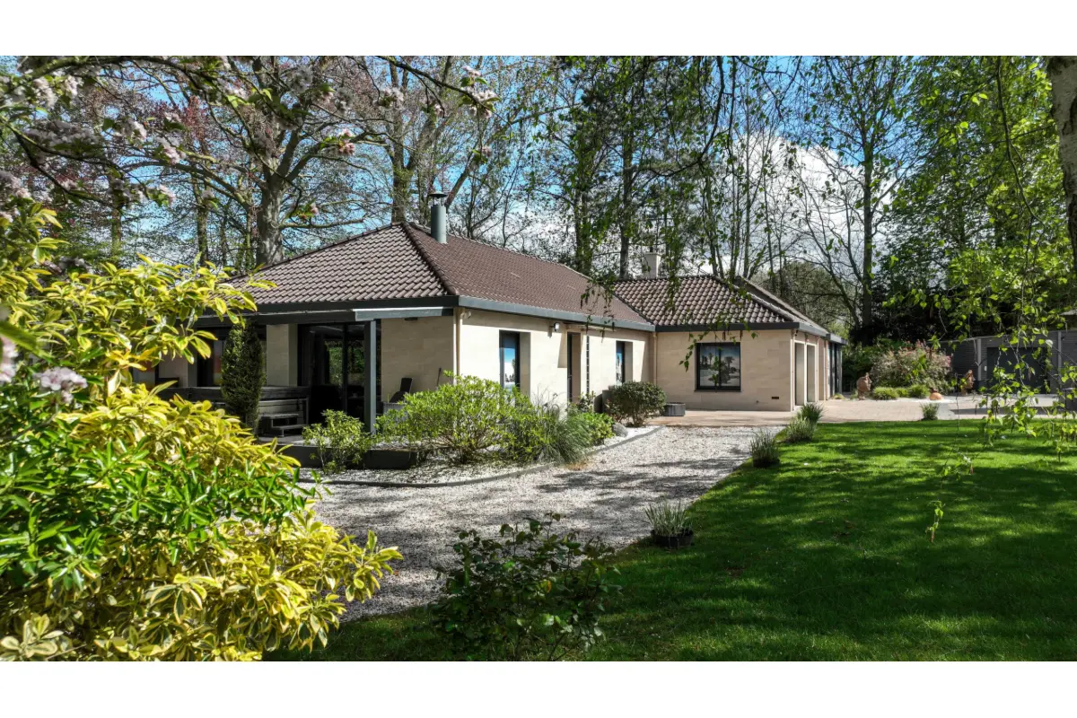 Villa à vendre à Froyennes 7503 695000.00€ 3 chambres 237.00m² - annonce 664872