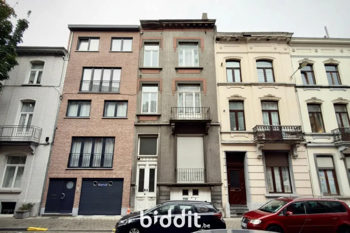 Maison à vendre à Anderlecht 1070 240000.00€ 6 chambres m² - annonce 665010