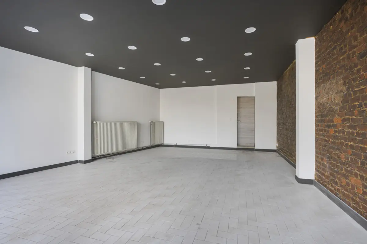 Commerce à vendre à Zellik 1731 349000.00€  chambres 125.00m² - annonce 664733