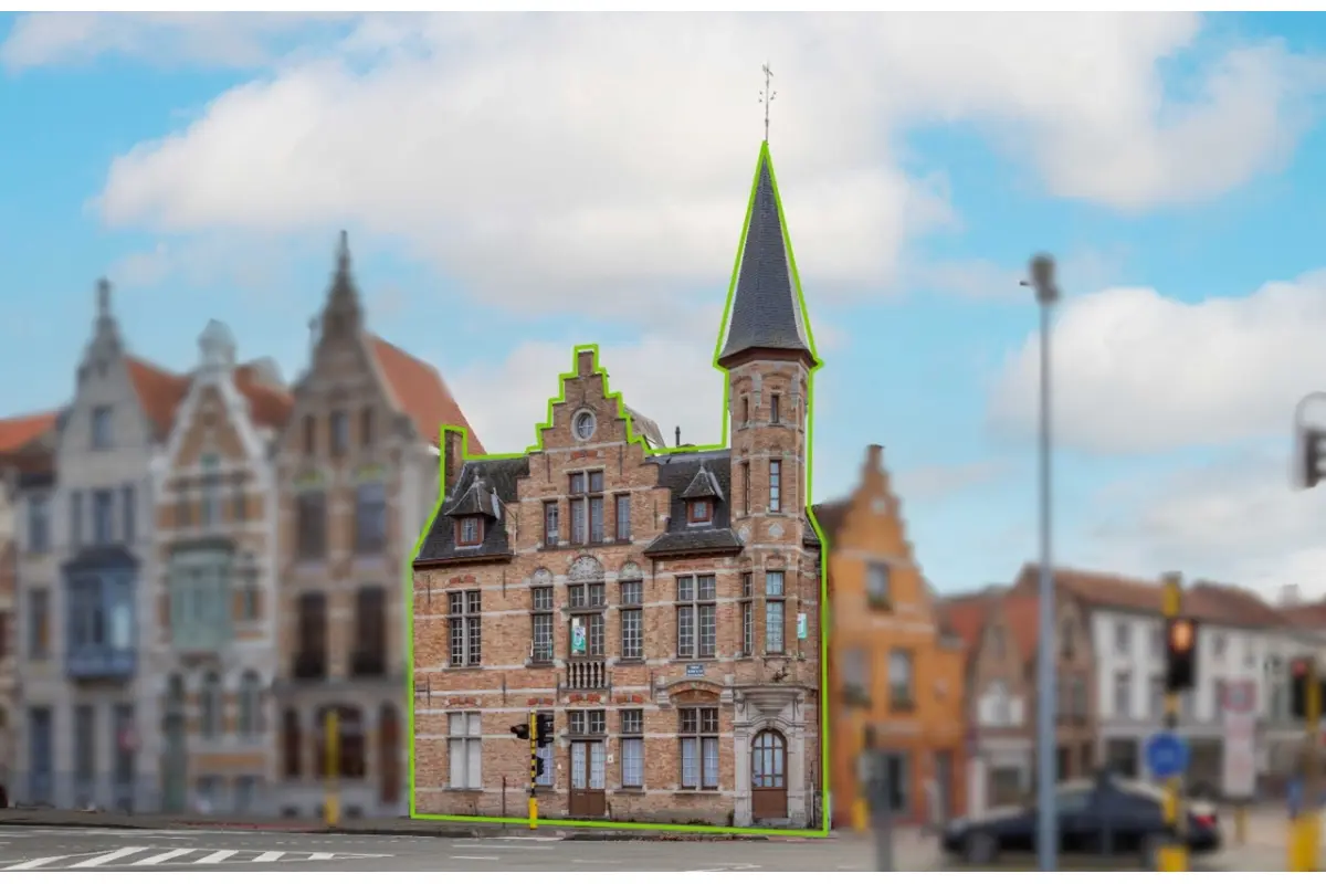 Appartementsgebouw te  koop in Brugge 8000 411000.00€  slaapkamers 194.00m² - Zoekertje 665961