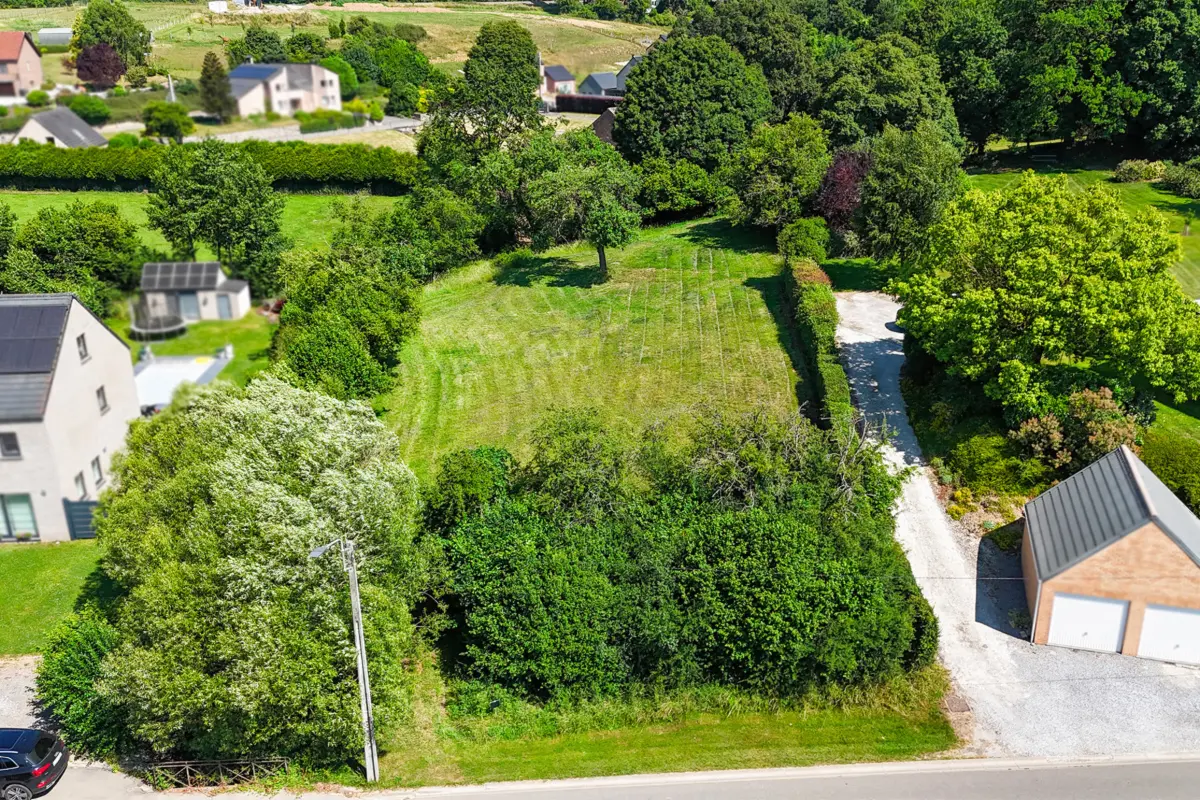 Terrain à vendre à Neuville 5600 65000.00€  chambres m² - annonce 666286