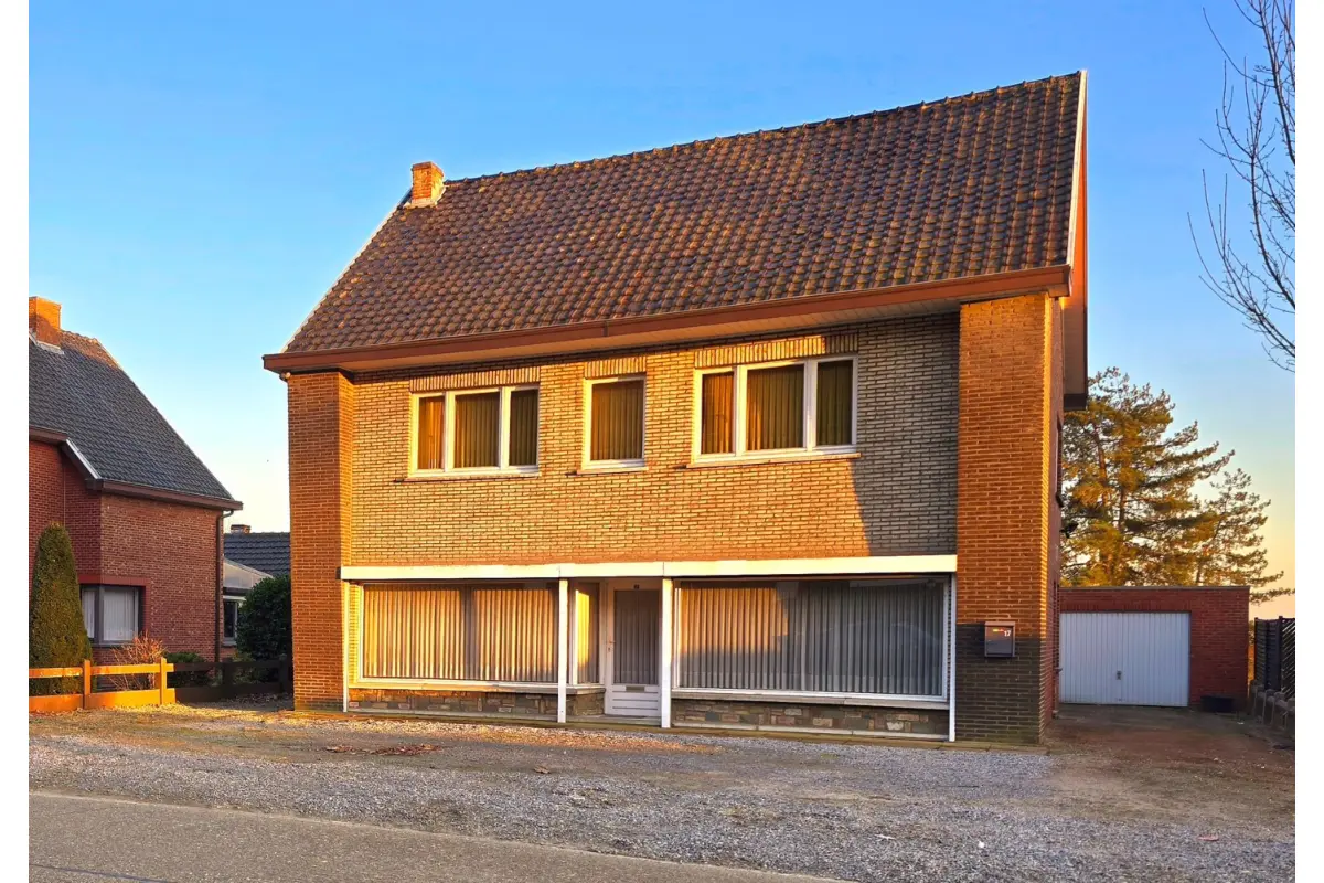 Maison à vendre à Lummen 3560 270000.00€ 3 chambres 220.00m² - annonce 665617