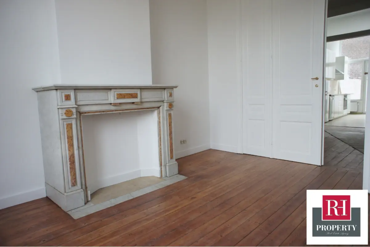 Rez-de-chaussée à louer à Anderlecht 1070 950.00€ 1 chambres 72.00m² - annonce 668595