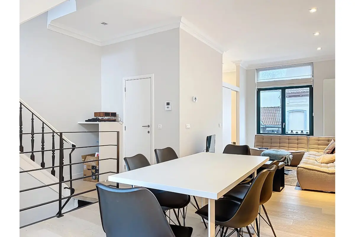 Duplex te  huur in Elsene 1050 1600.00€ 2 slaapkamers 95.00m² - Zoekertje 665615