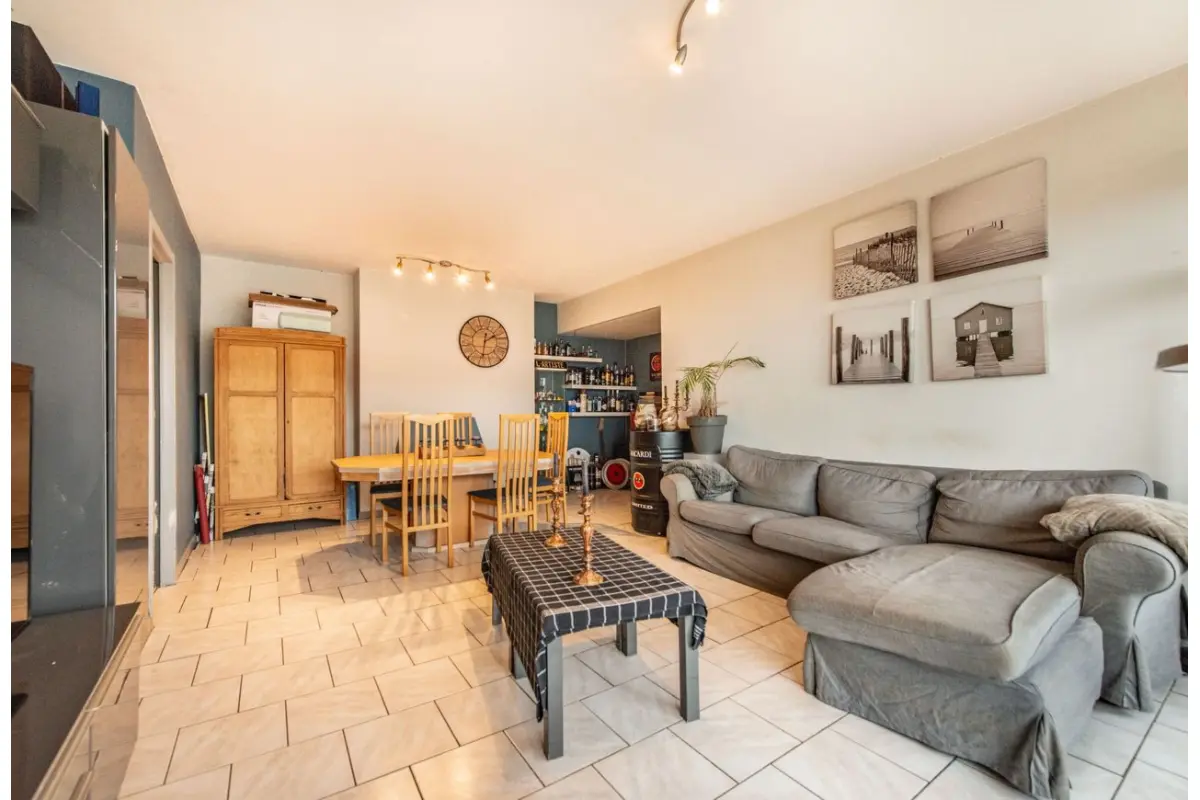 Appartement te  koop in Anderlecht 1070 179000.00€ 2 slaapkamers 71.00m² - Zoekertje 667475