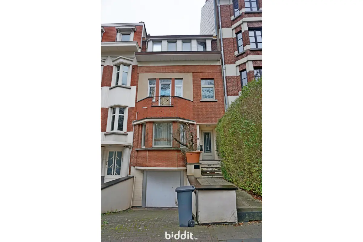 Huis te  koop in Sint-Pieters-Woluwe 1150 599000.00€ 5 slaapkamers m² - Zoekertje 667590