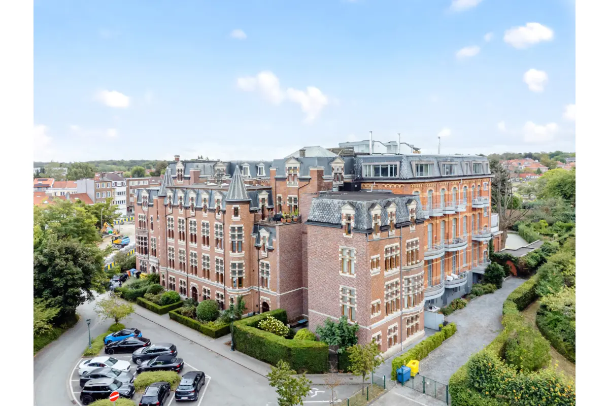 Appartement te  koop in Oudergem 1160 690000.00€ 3 slaapkamers 210.00m² - Zoekertje 667642