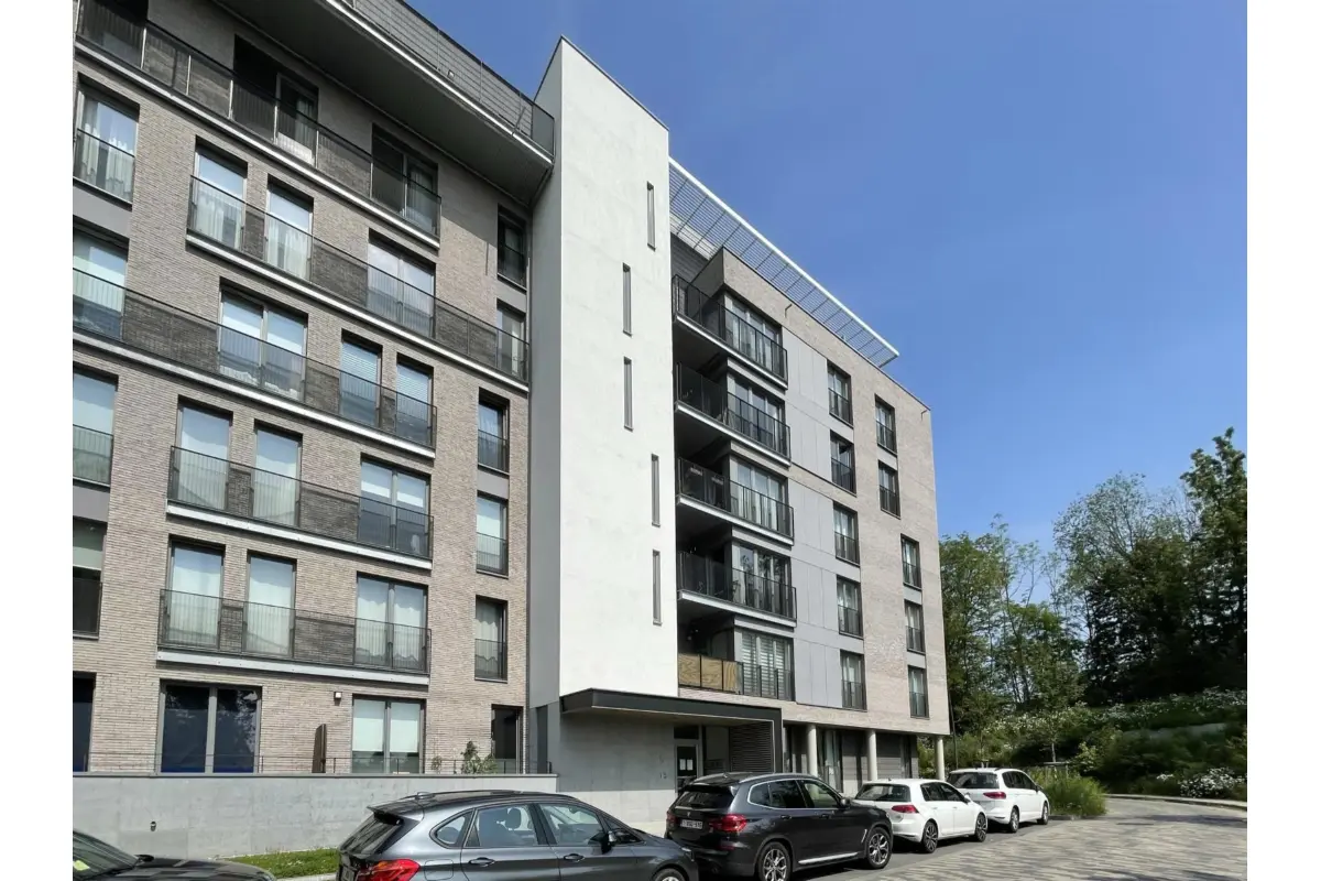 Parking à louer à Ixelles 1050 125.00€  chambres m² - annonce 667517