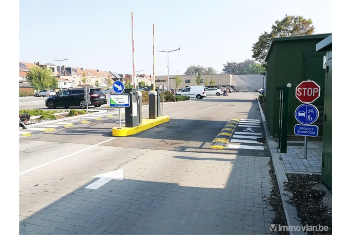 Parking à louer à Kessel-Lo 3010 25.00€  chambres m² - annonce 666674