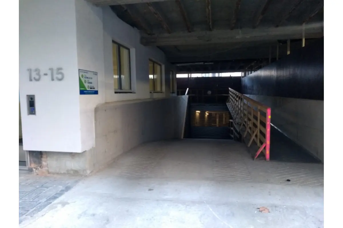 Parking / garage à louer à Saint-Josse-ten-Noode 1210 165.00€  chambres m² - annonce 666608