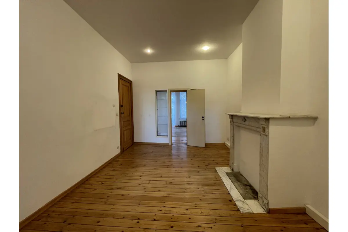 Handelszaak te  in Sint-Lambrechts-Woluwe 1200 1200.00€  slaapkamers 100.00m² - Zoekertje 667167